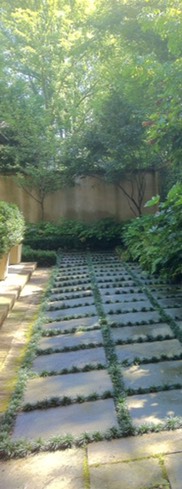 stone-garden-pathway